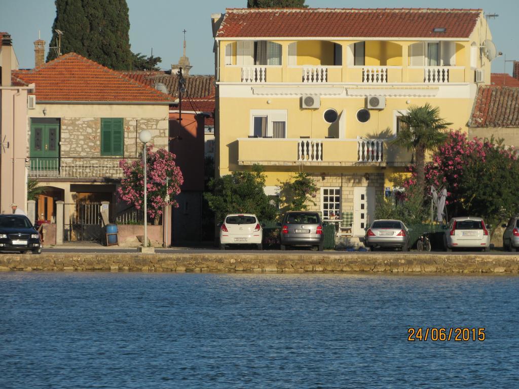 Apartments Renjak Сукошан Экстерьер фото