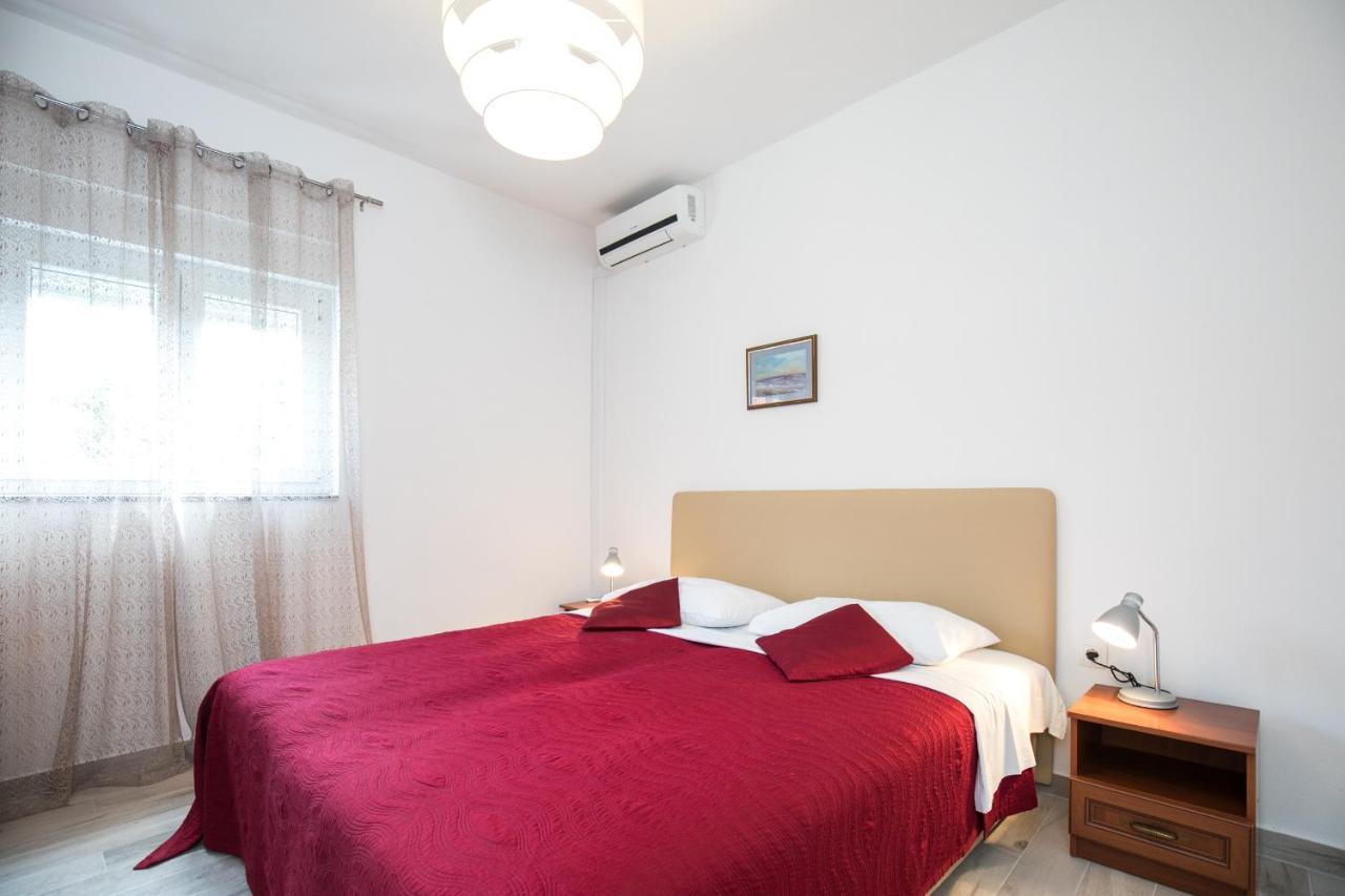 Apartments Renjak Сукошан Экстерьер фото